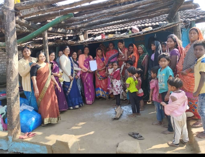 सर्व आदिवासी महिला संगठन जिला अध्यक्ष राखी करोची